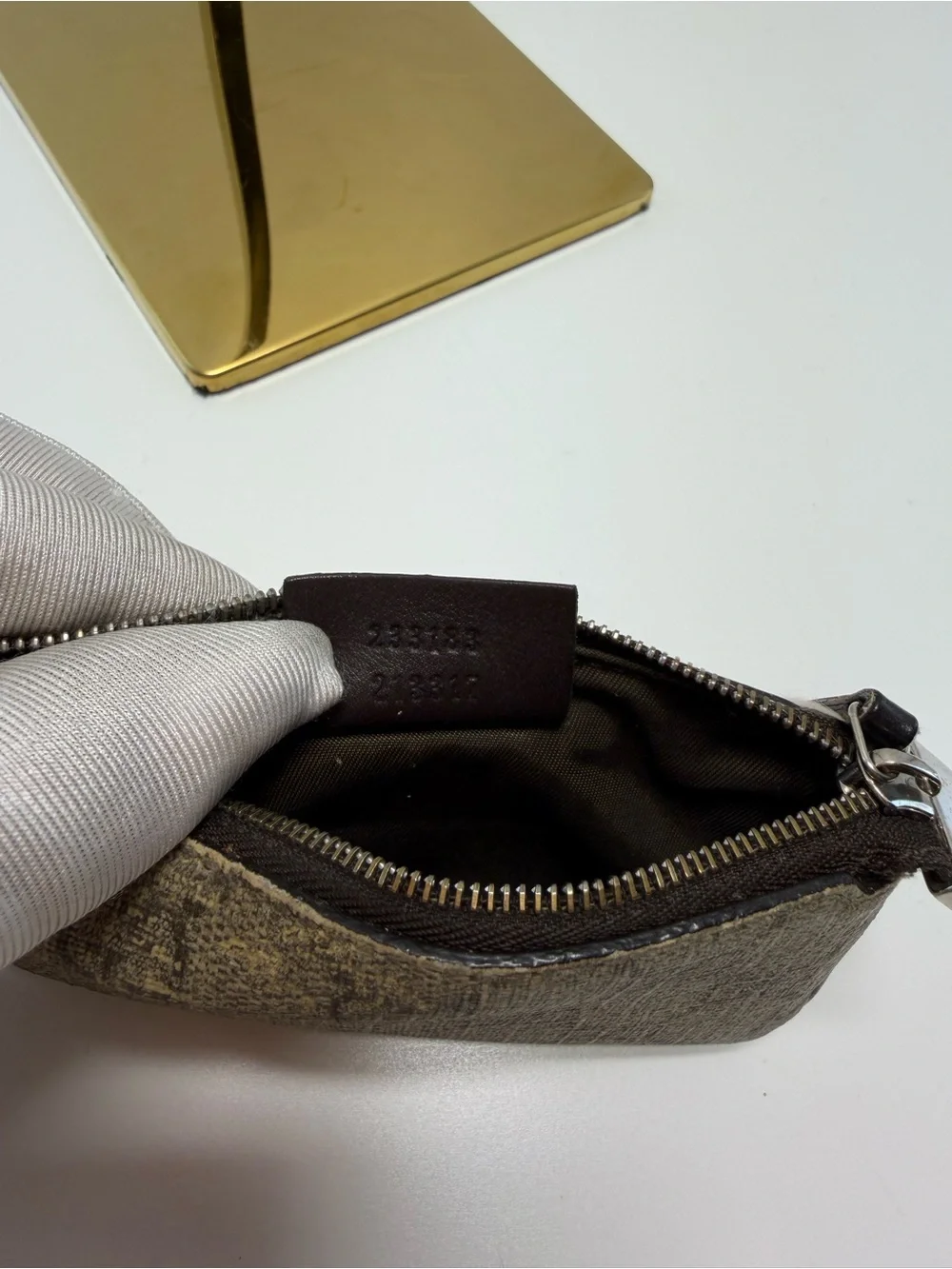 Gucci compact mini